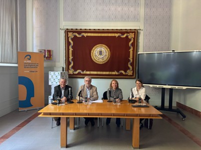 Prof. Dr. José Juan Santana Rodríguez in the Aula de Cultura, Gastronomía y Cine of the ULPGC 